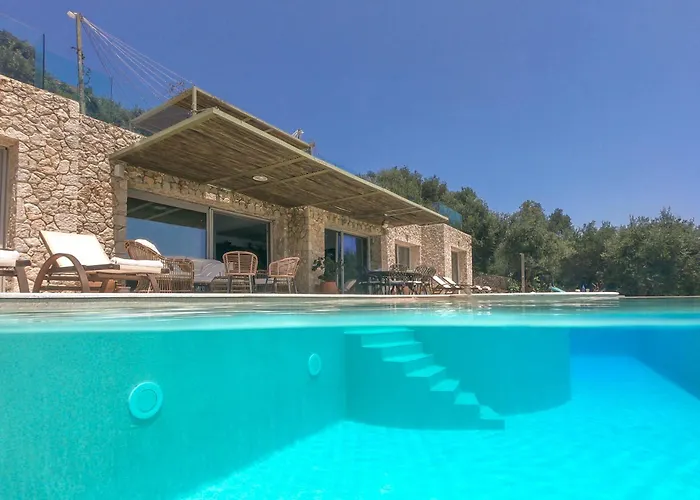 Villa Summer Wine Spartylas